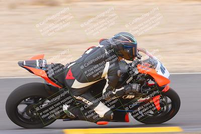 media/Sep-11-2022-SoCal Trackdays (Sun) [[81b7e951af]]/Turn 9 Inside (910am)/